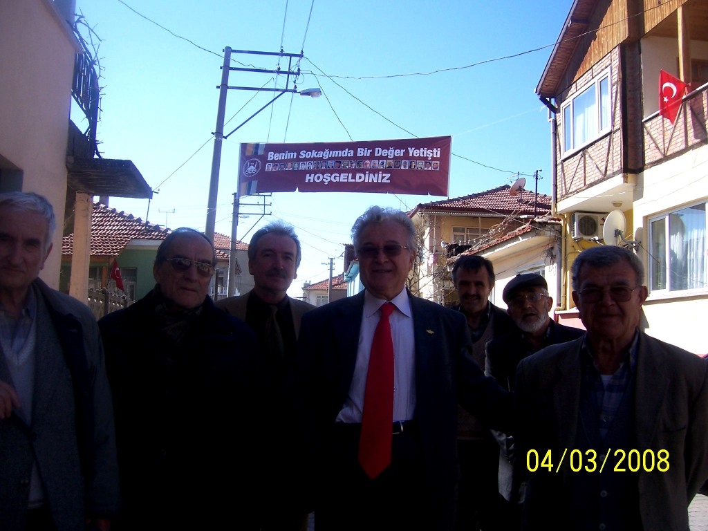 "Mahallemde Bir Değer Yetişti" Projesi'nde "İbrahim Zaman, Bu Sokakta Doğdu" Tabela Açılış Töreni'nde